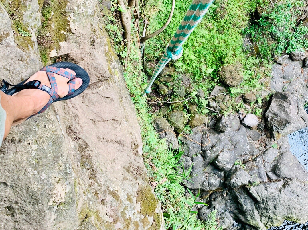 Mamamakole Falls-怀露库必去景点