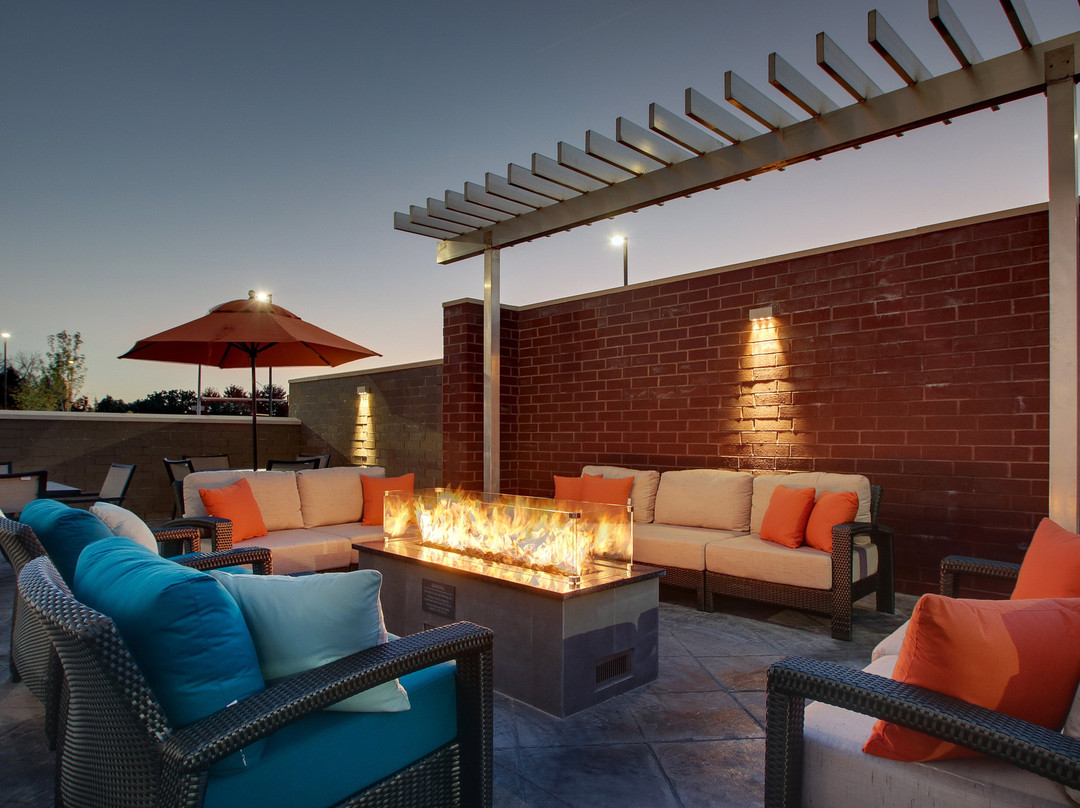 Hyatt House Chicago / Oak Brook主图