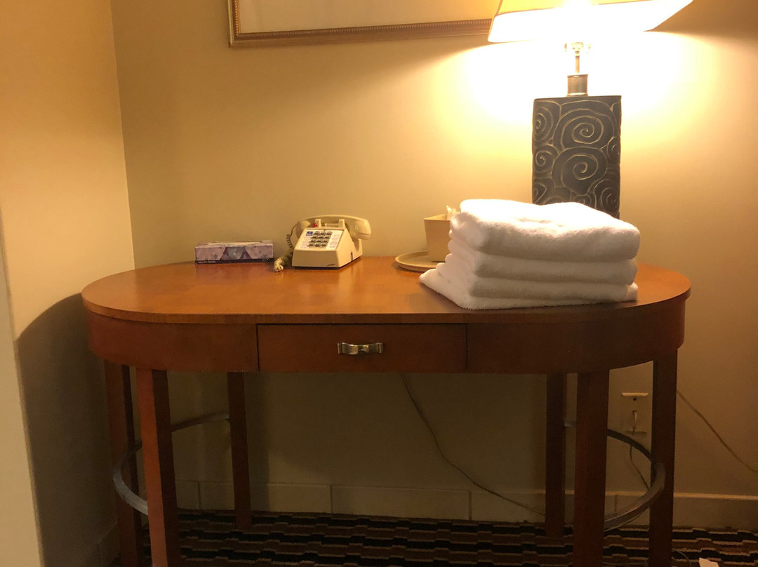 就寝时间套房酒店主图