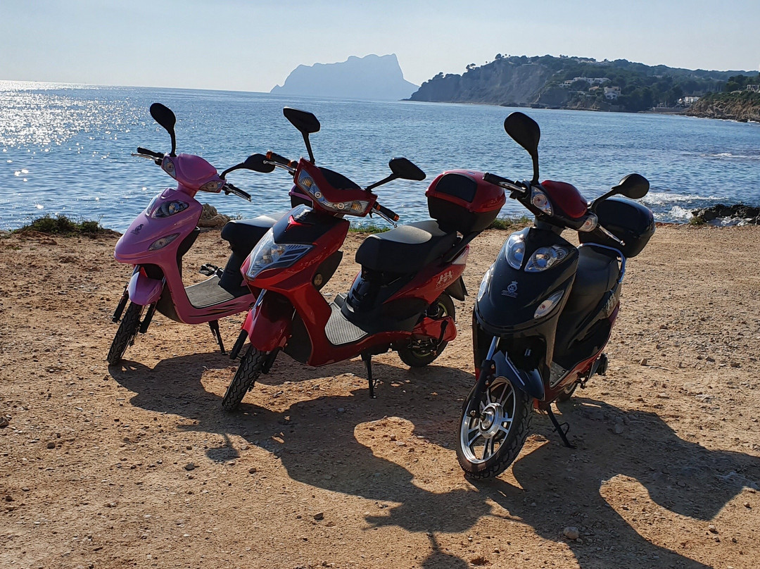 Nanny Ms E-Bike & Mobility Scooter Rentals景点图片
