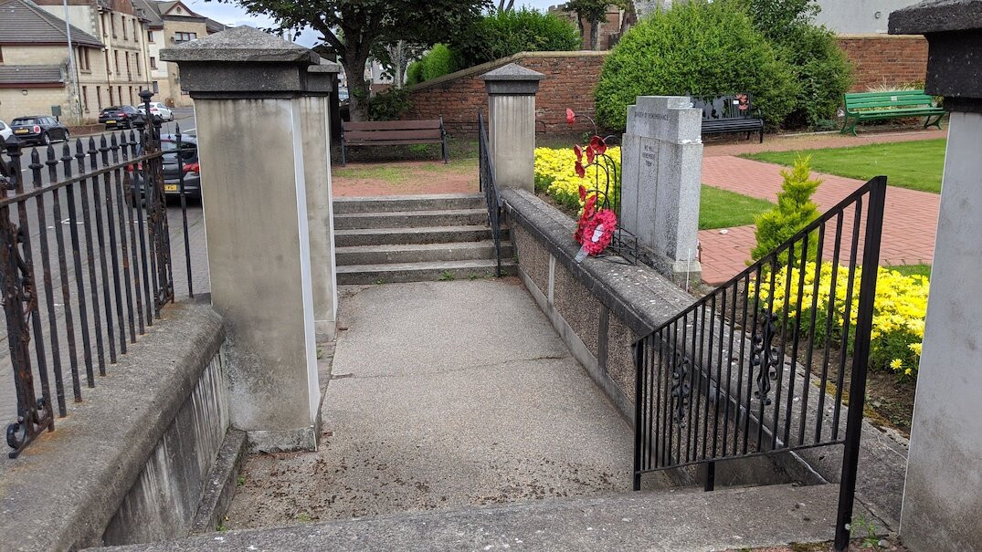 Ardrossan Ww2 Garden Of Remembrance景点图片