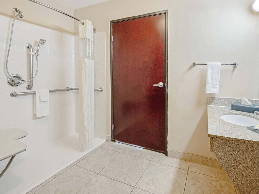 La Quinta Inn & Suites by Wyndham Woodward主图