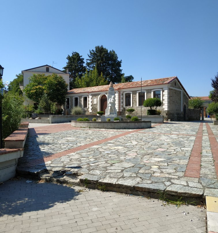 Monumento ai Caduti della Prima Guerra Mondiale-Decollatura必去景点