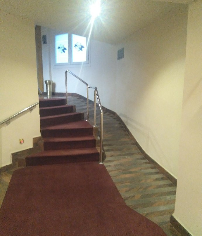 埃尔楚拉酒店主图