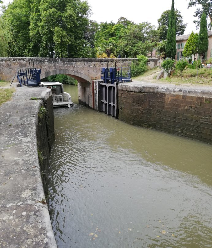l'Écluse de l'Océan-Montferrand必去景点