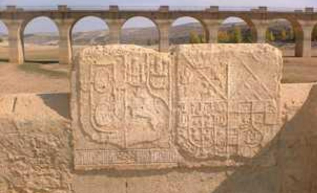 Puente Romano-Medieval Sumergido-Maderuelo必去景点