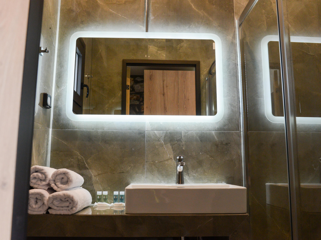 Comfort Suites & Rooms主图