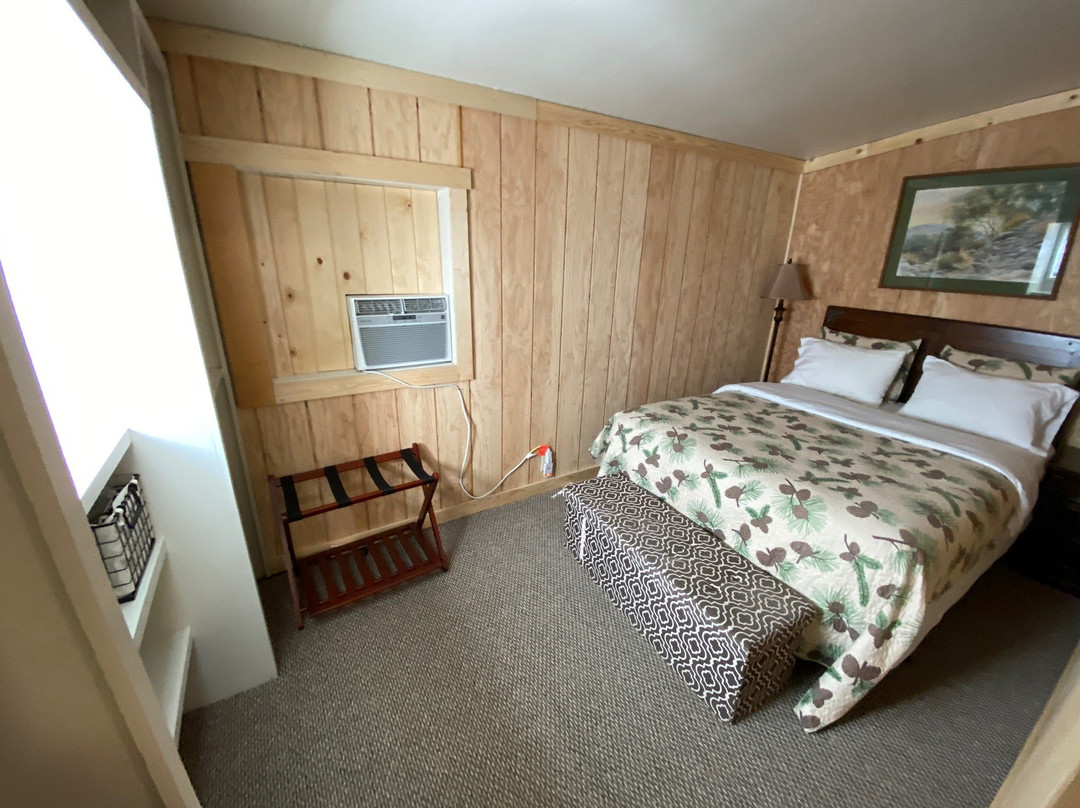 黄石宝藏小屋酒店