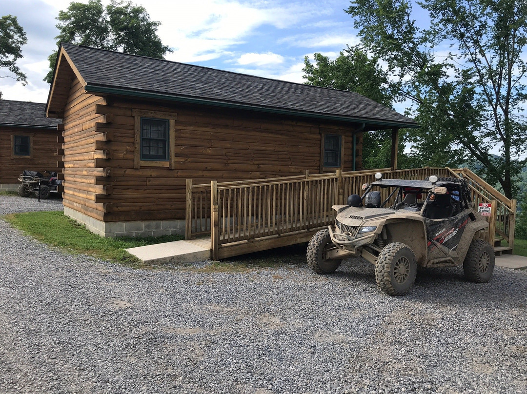 Twin Hollow Campground and Cabins主图