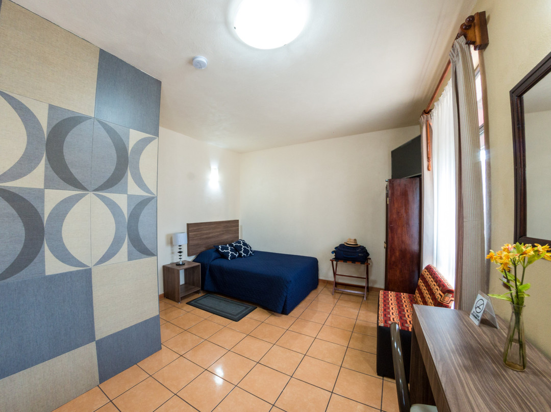 Hotel Estefania主图