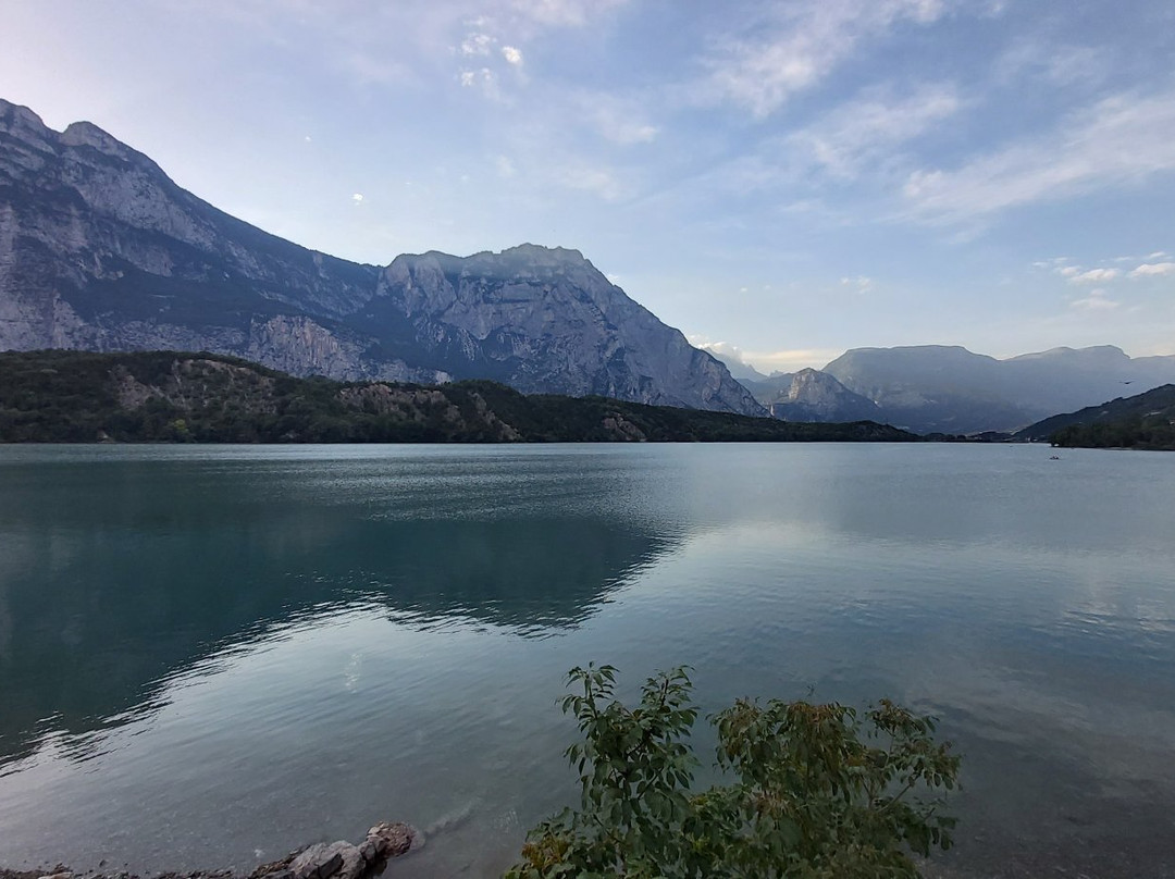 Lago di Cavedine景点图片