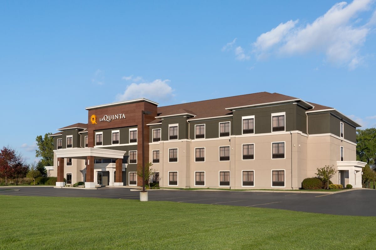 La Quinta Inn & Suites by Wyndham Lackawanna-浴室