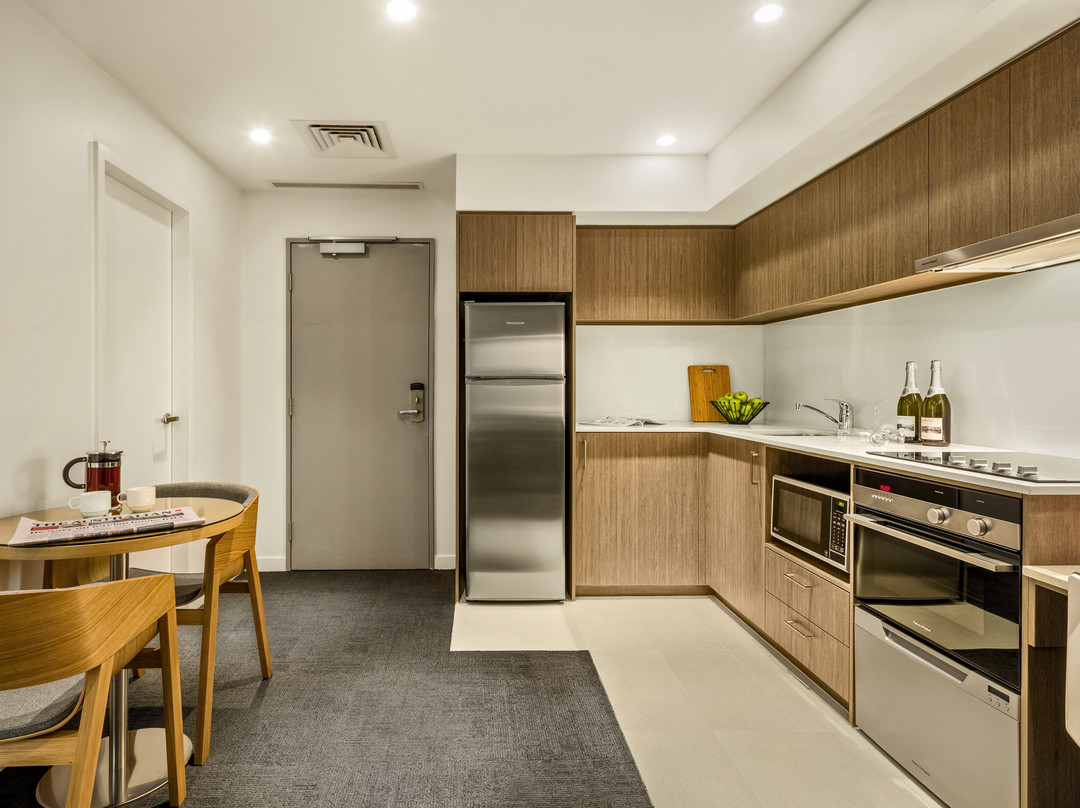 Quest Mounts Bay Road主图