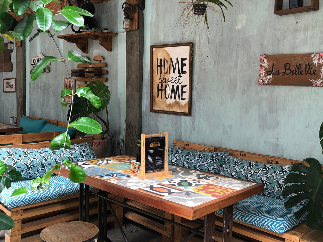 SenjadiBali Coffee & Garden