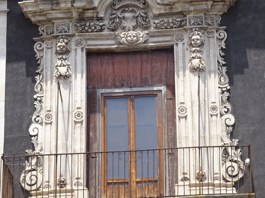 Palazzo Tezzano-卡塔尼亚必去景点