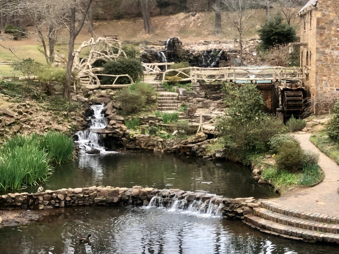 T.R. Pugh Memorial Park景点图片