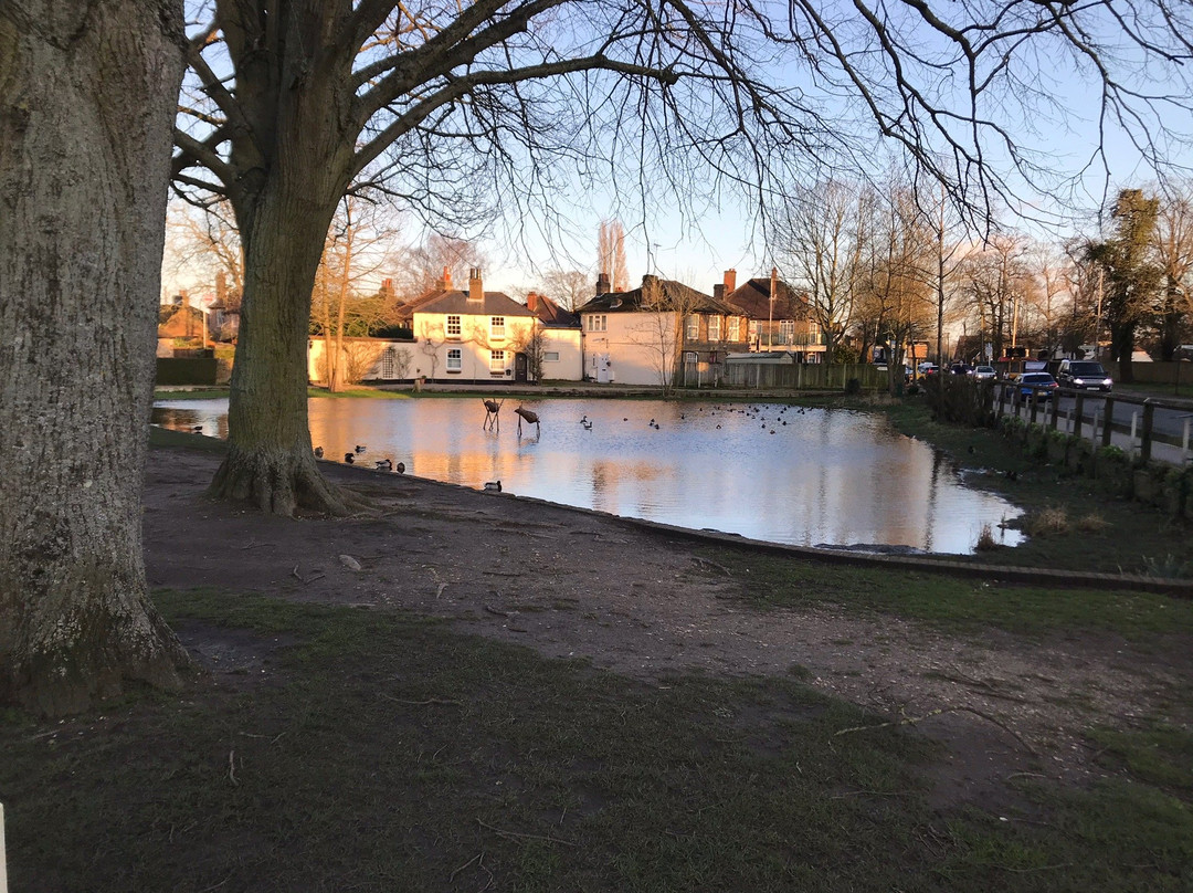 Harefield Village Green景点图片