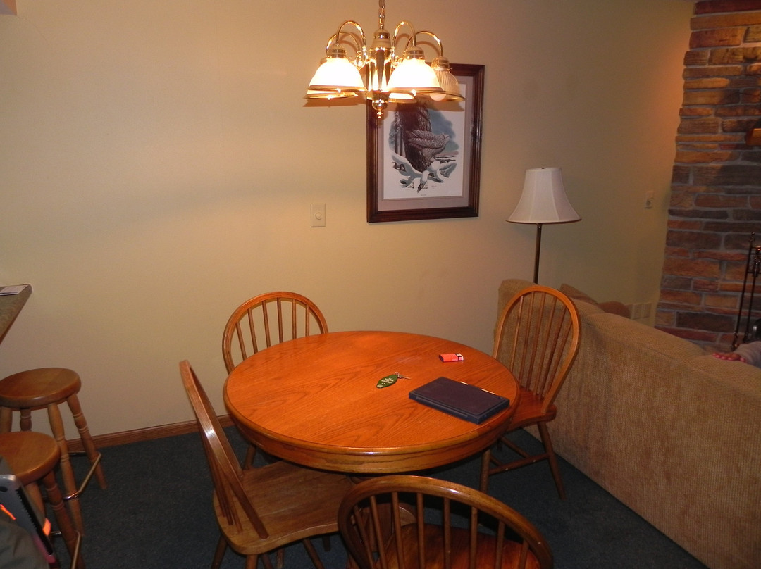 Rib Mountain Inn & Townhouses主图