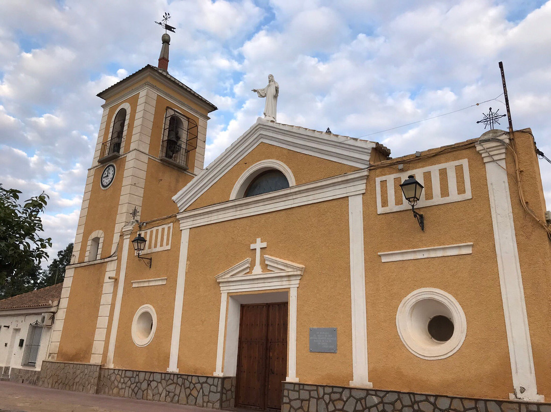 Parroquia de Nuestra señora del Rosario-Corvera必去景点