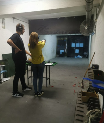 Bunker Shooting-布达佩斯必去景点