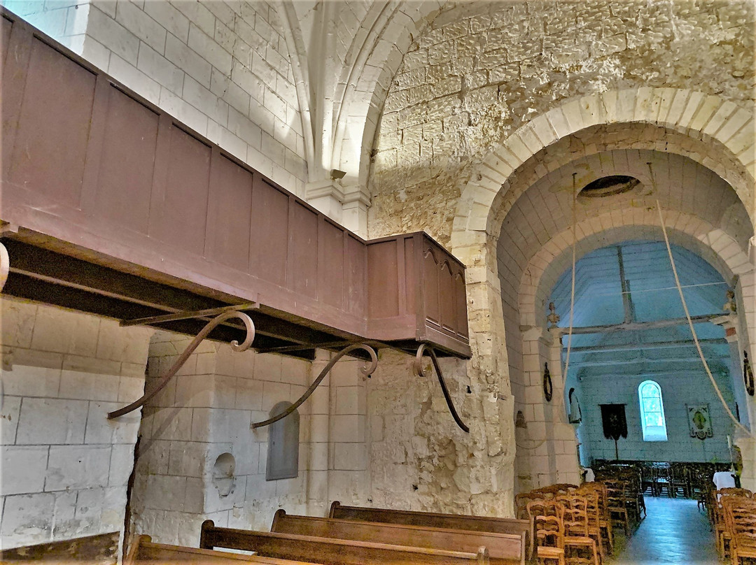 Église Saint-Barnabé-Gennes-Val-de-Loire必去景点
