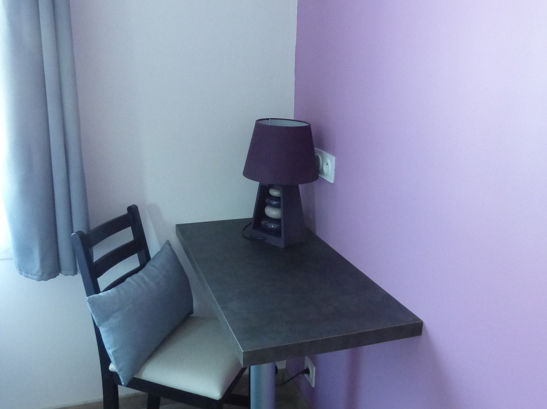 Au Clos De L'etang主图