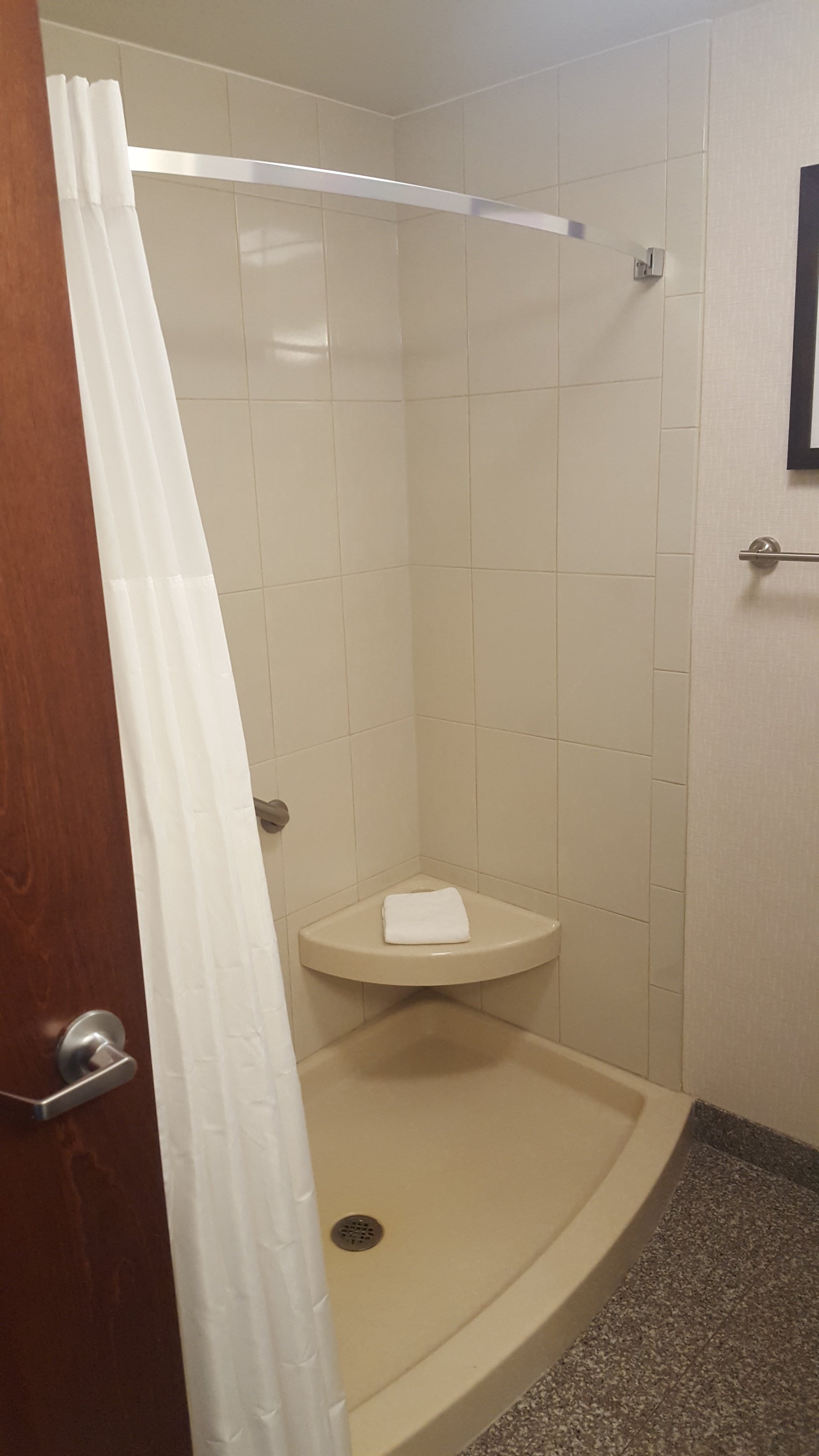 Drury Inn & Suites Fort Myers Airport Fgcu-浴室