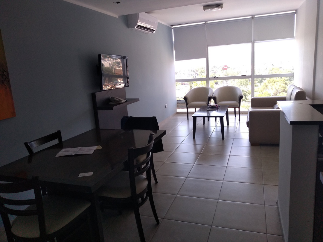 Amerian Carlos Paz主图