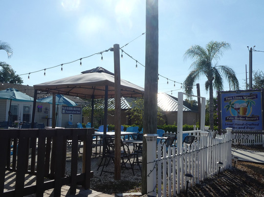 Two Lions Winery & Palm Harbor Brewery-帕姆港必去景点