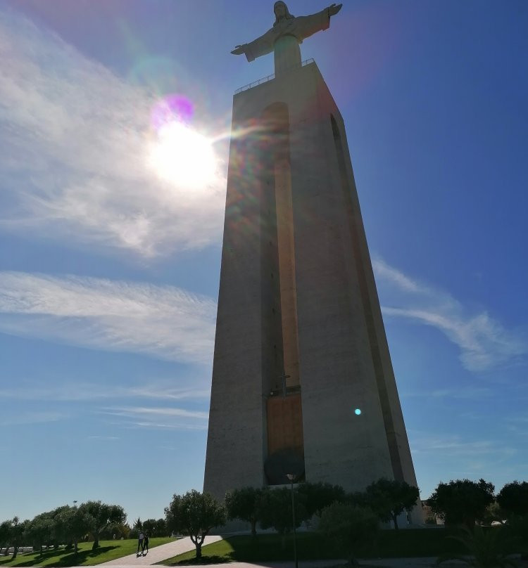 Tour with Bernie景点图片