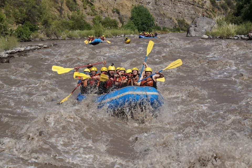 Chile Rafting Cajon del Maipo景点图片