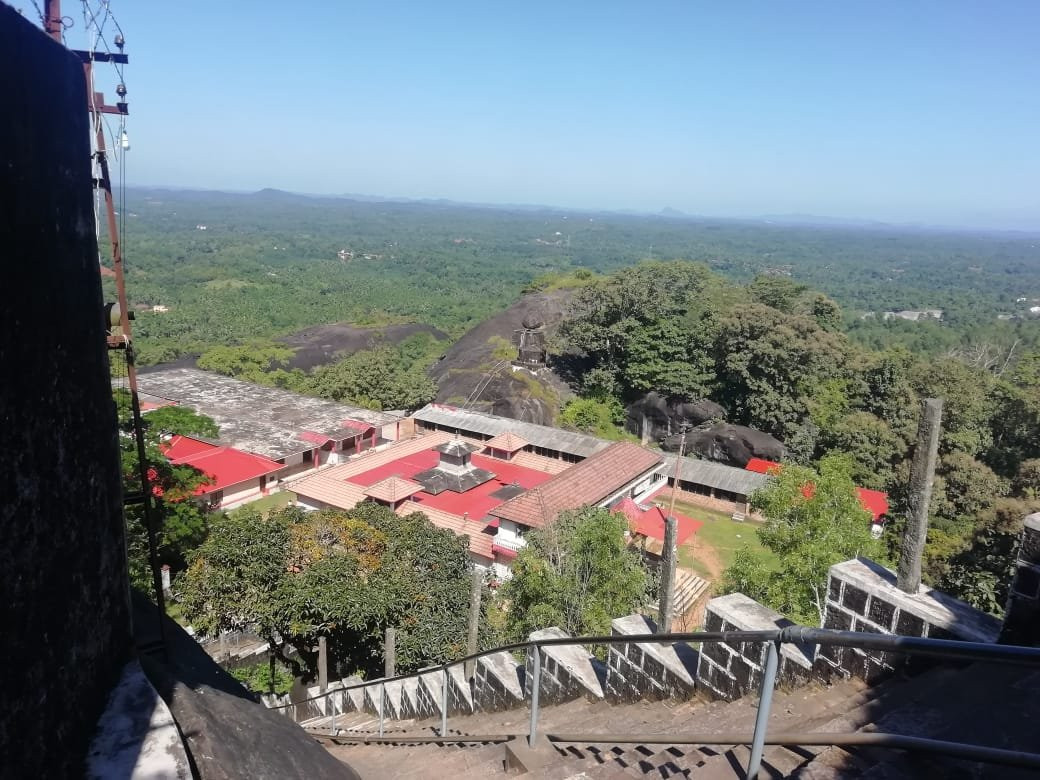 Sri Karinjeshwara Temple景点图片