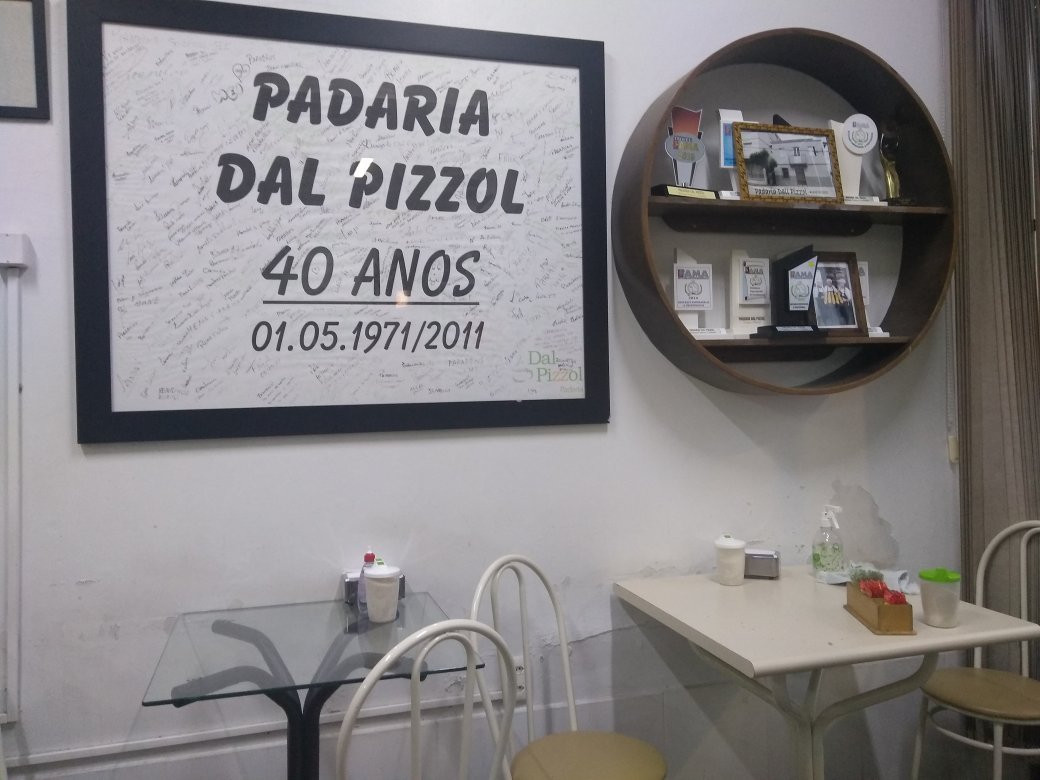 Encantado餐馆和美食-Padaria Alvorada