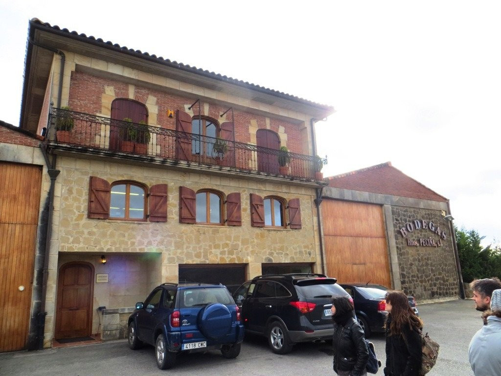 Bodegas Hermanos Peciña S.l景点图片