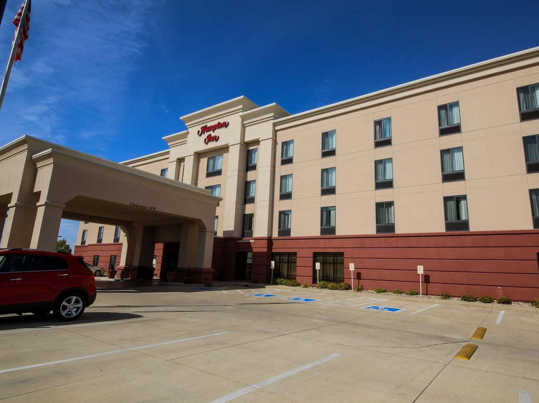 Hampton Inn Waterloo Cedar Valley主图