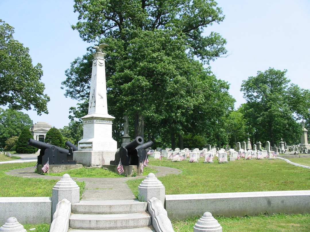 Oak Grove Cemetery景点图片