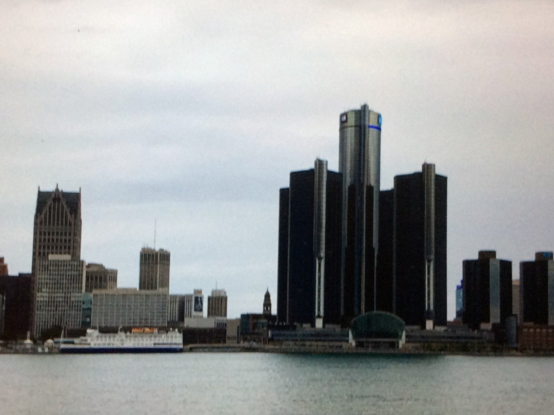 Windsor Riverfront景点图片