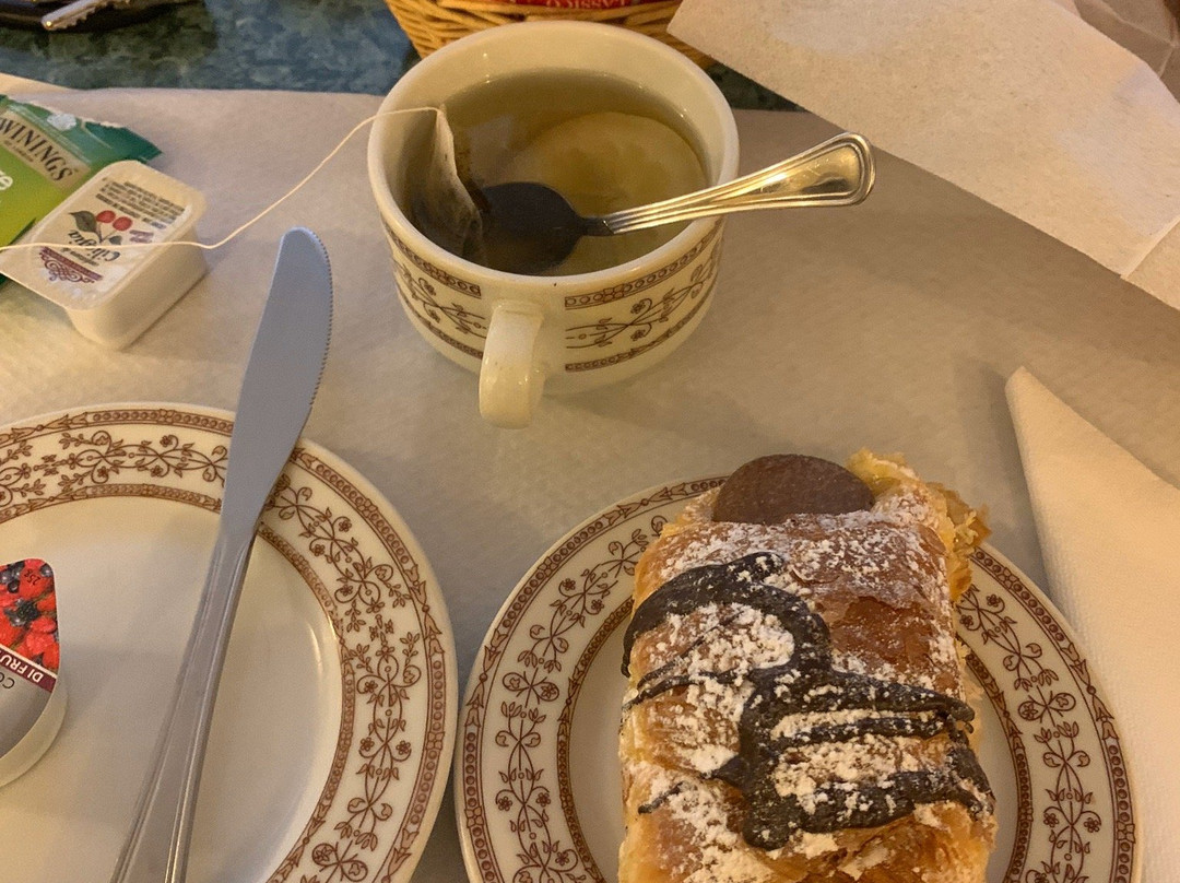 多洛米蒂酒店主图