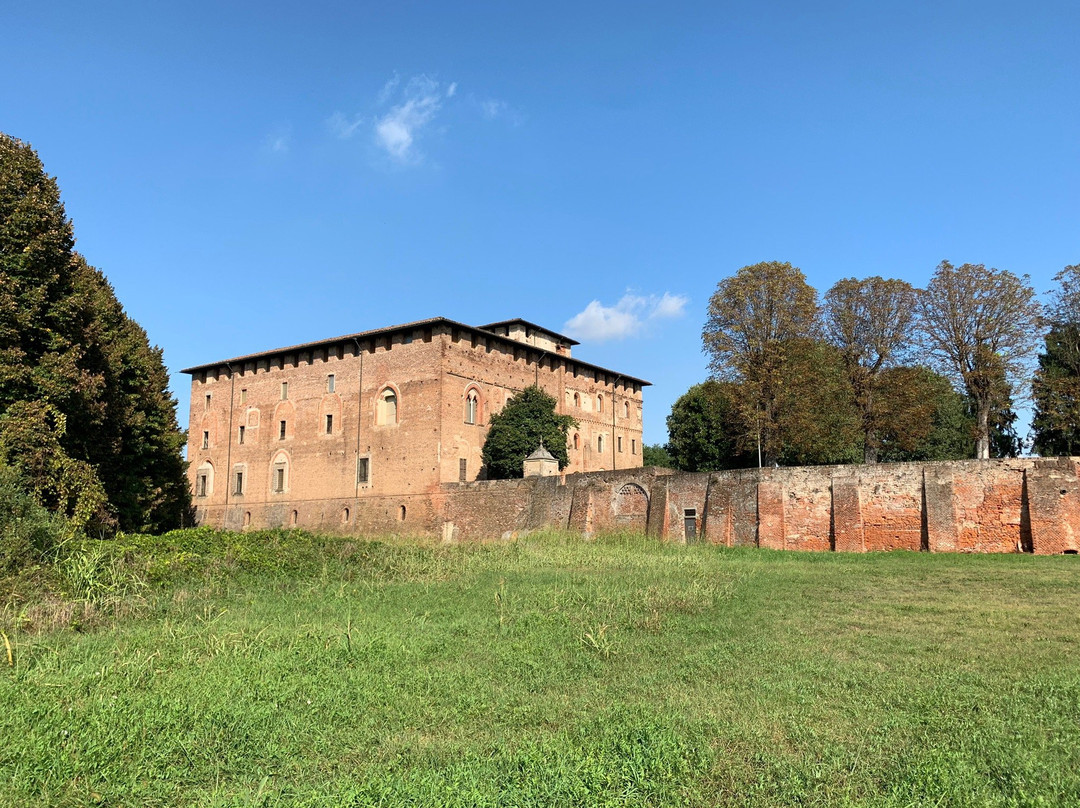 Castello di Lardirago-Lardirago必去景点