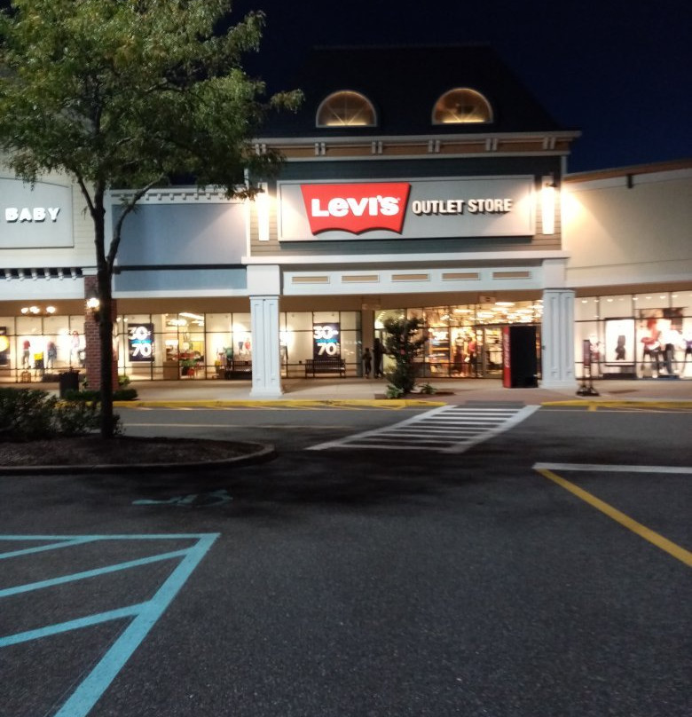 唐格奥特莱斯购物中心 -Riverhead必去景点