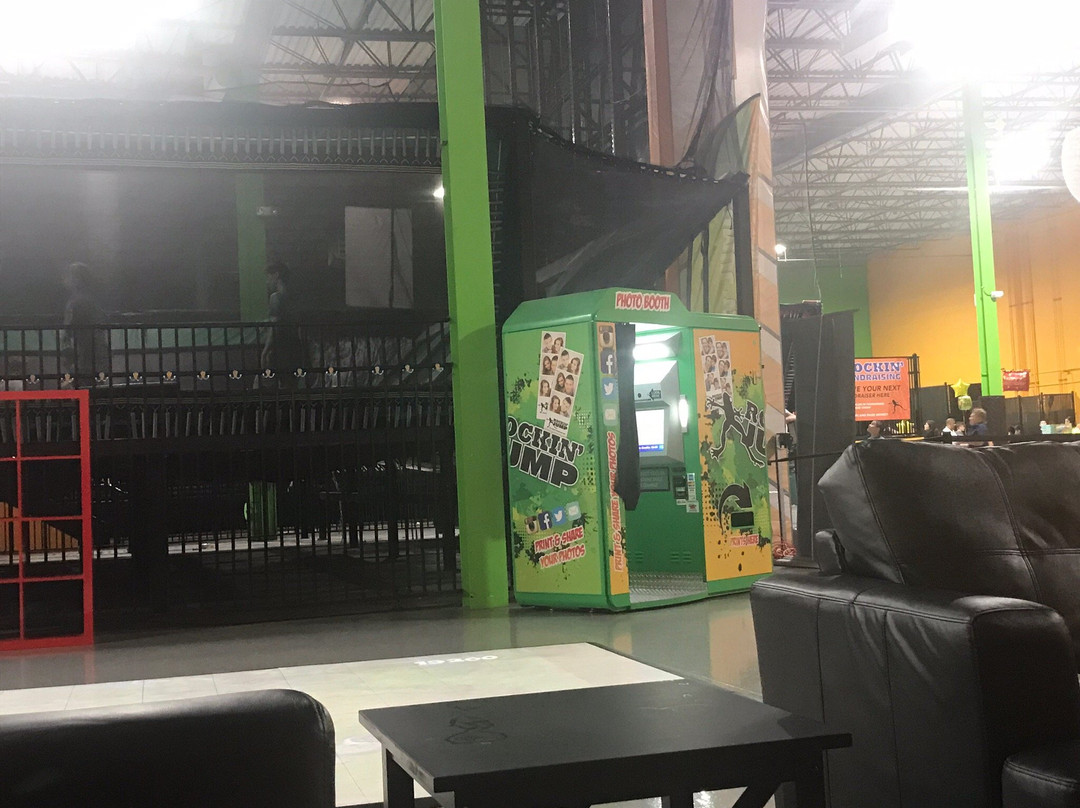 Rockin' Jump-Carol Stream必去景点