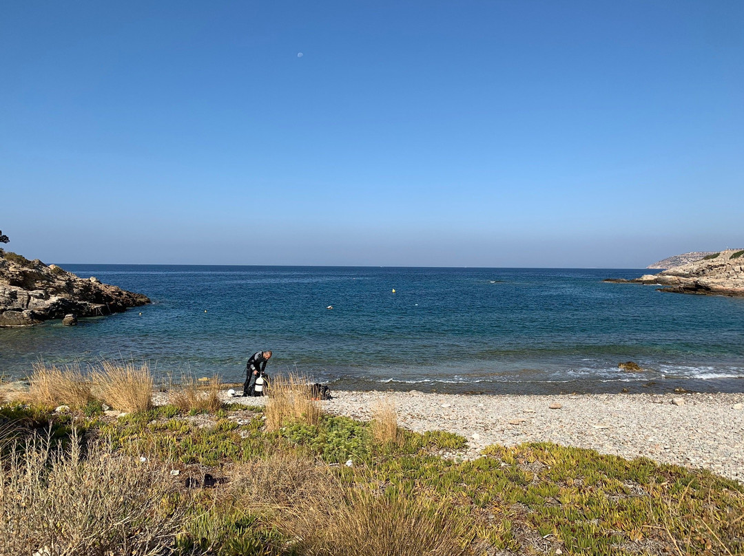 Diver's Corner-Palaia Fokaia必去景点