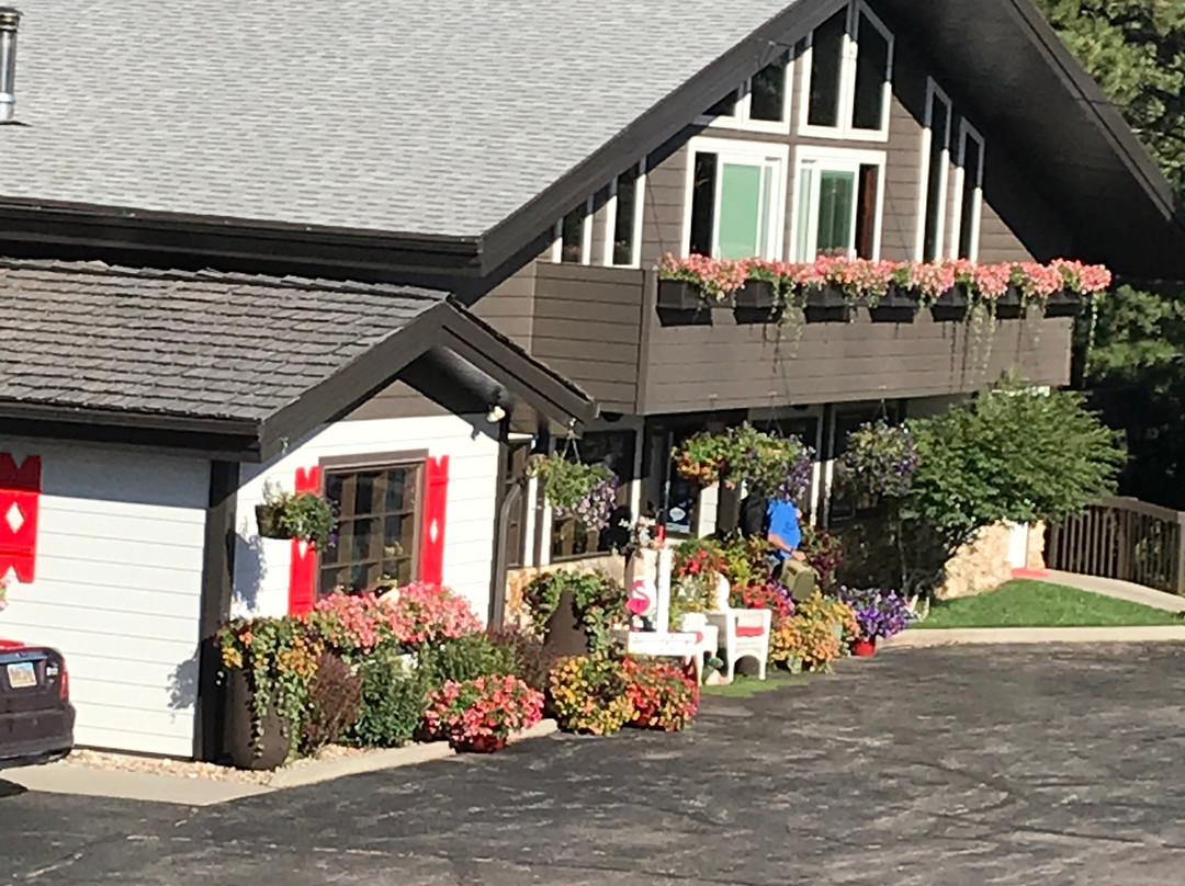 Bavarian Inn, Black Hills主图