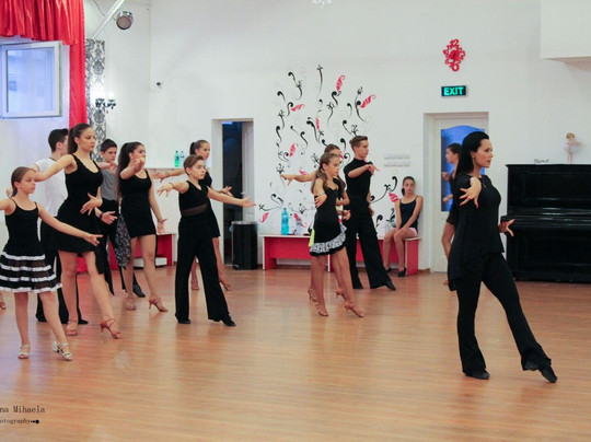 Alessia Dance-布加勒斯特必去景点