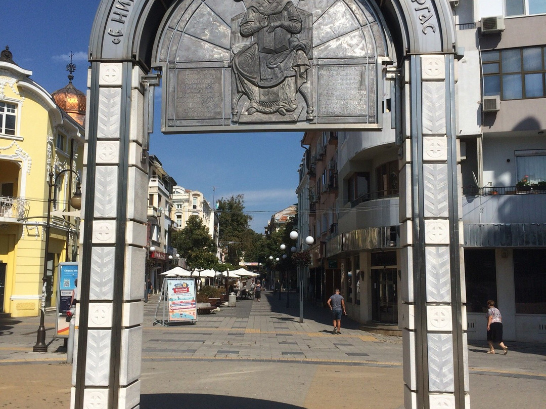 Arch of St. Nicholas-布尔加斯必去景点