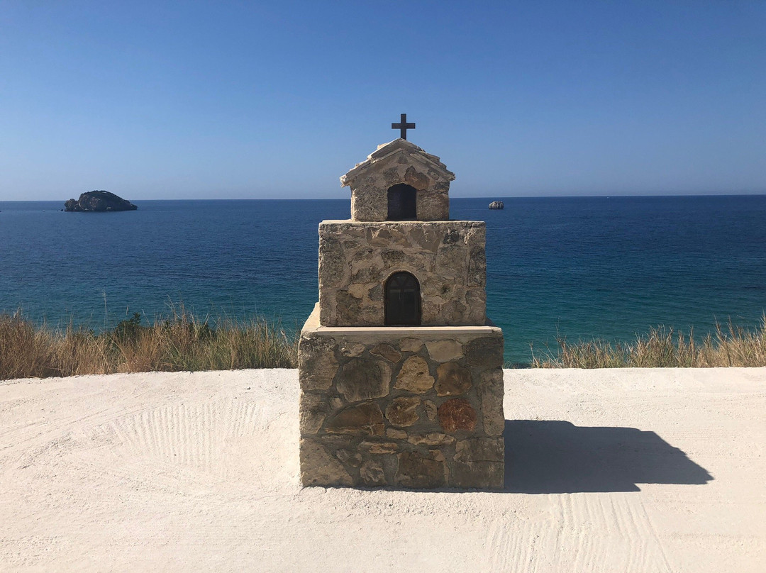 Paliolinos Beach景点图片
