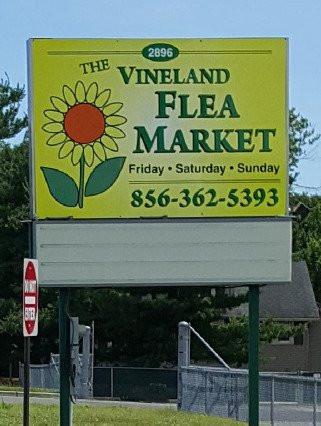 The Vineland Flea Market景点图片