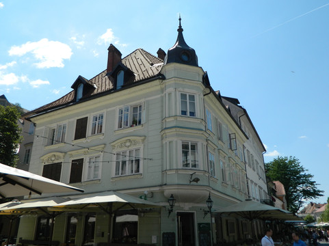 Fish Square (Ribji trg)-卢布尔雅那必去景点