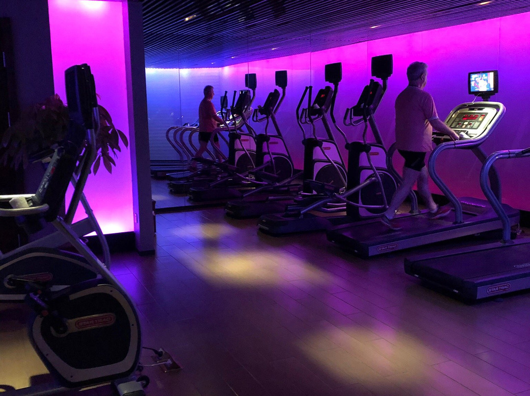 长春艾博丽思大饭店主图