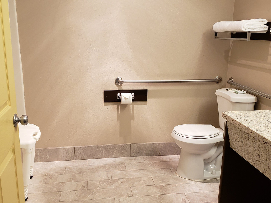 Harborside Inn主图